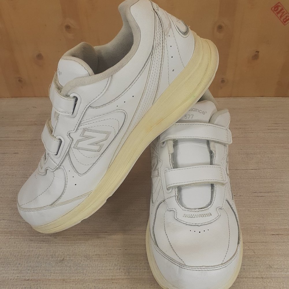 New Balance 577 Women's Walking Shoes Velcro Size 12